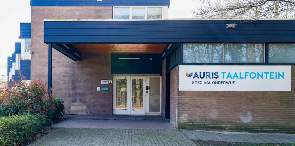 Voorkant gebouw Taalfontein